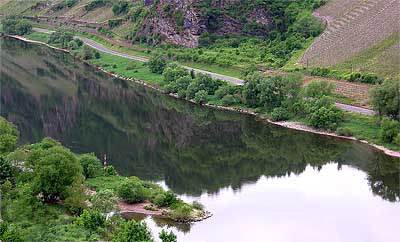2008-05-17-wasserspiegelung.jpg