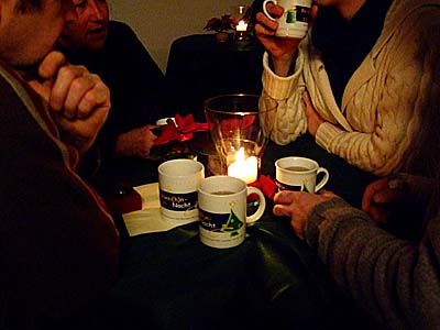 2008-12-06-gluhweihnacht-tassen.jpg