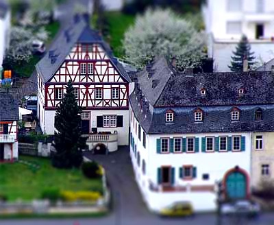 2009-04-11-haus-tiltshift.jpg