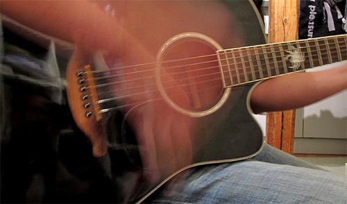 2011-06-19-gitarre.jpg